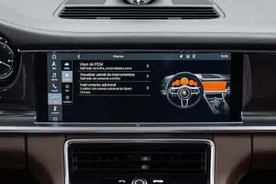 Sell Porsche Panamera Sport Turismo 2018 - 69950 EUR, 133000 km - AUTO.MOTO.pt