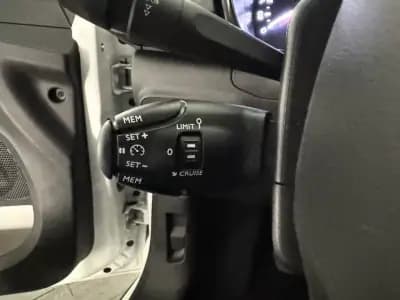 Sell Citroën C3 2022 - 12850 EUR, 63983 km - AUTO.MOTO.pt