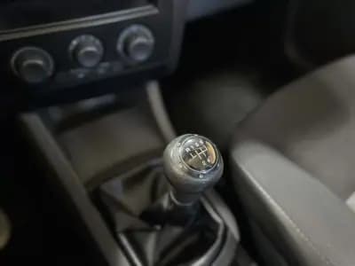 Vendo SEAT Ibiza 2006 - 4750 EUR, 172000 km - AUTO.MOTO.pt