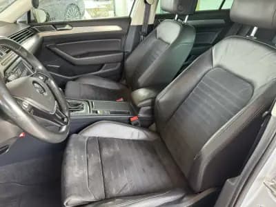 Vendo Volkswagen Passat Variant 2015 - 13950 EUR, 242286 km - AUTO.MOTO.pt