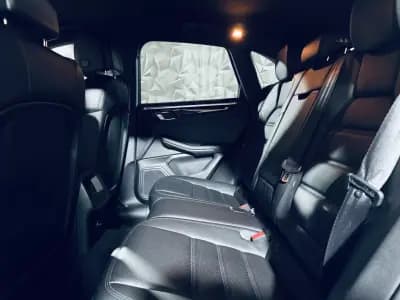 Sell Porsche Macan 2014 - 42990 EUR, 205232 km - AUTO.MOTO.pt