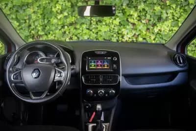 Vendo Renault Clio 2019 - 13900 EUR, 138500 km - AUTO.MOTO.pt