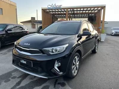Sell Kia Stonic 2022 - 13750 EUR, 93000 km - AUTO.MOTO.pt
