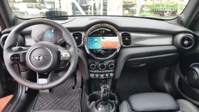 Vendo MINI 2023 - 37500 EUR, 2186 km - AUTO.MOTO.pt