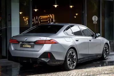 Vendo BMW i5 2023 - 79900 EUR, 17145 km - AUTO.MOTO.pt