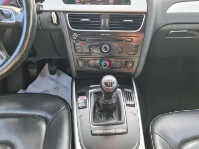 Vendo Audi A4 Avant 2011 - 11500 EUR, 253280 km - AUTO.MOTO.pt