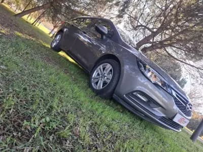 Sell Opel Astra Sports Tourer 2017 - 8900 EUR, 231400 km - AUTO.MOTO.pt