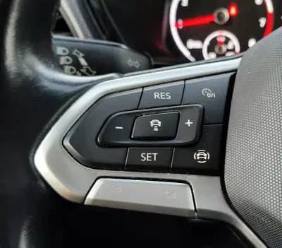 Vendo Volkswagen T-Cross 2022 - 15900 EUR, 80100 km - AUTO.MOTO.pt