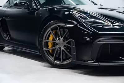 Sell Porsche 718 Cayman 2021 - 134950 EUR, 23000 km - AUTO.MOTO.pt