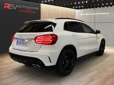 Sell Mercedes-Benz GLA 180 2015 - 21950 EUR, 22737 km - AUTO.MOTO.pt