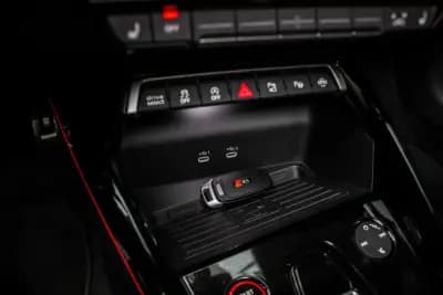 Sell Audi RS3 Sportback 2025 - 86900 EUR, 17138 km - AUTO.MOTO.pt