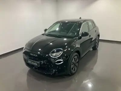 Vendo Fiat 600 2025 - 23800 EUR, 17707 km - AUTO.MOTO.pt