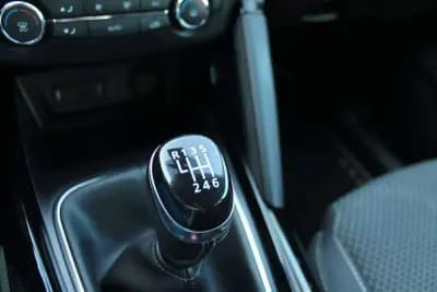 Vendo Renault Kadjar 2017 - 15500 EUR, 77000 km - AUTO.MOTO.pt