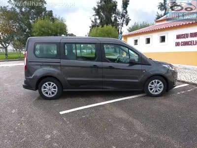 Sell Ford Tourneo Connect 2020 - 19980 EUR, 108000 km - AUTO.MOTO.pt