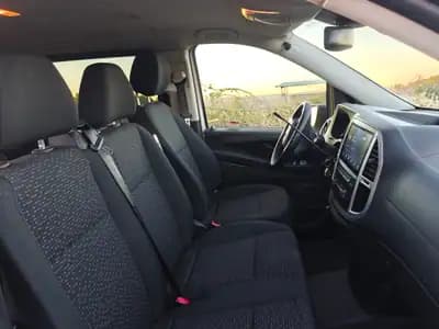 Vendo Mercedes-Benz Vito Tourer 2022 - 49900 EUR, 48799 km - AUTO.MOTO.pt