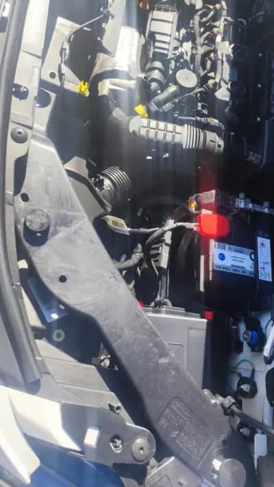 Sell Peugeot Partner 2021 - 12499 EUR, 217978 km - AUTO.MOTO.pt