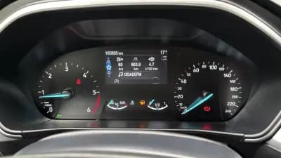 Vendo Ford Focus SW 2021 - 12999 EUR, 160121 km - AUTO.MOTO.pt