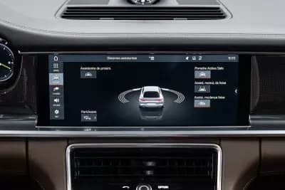 Sell Porsche Panamera Sport Turismo 2018 - 69950 EUR, 133000 km - AUTO.MOTO.pt