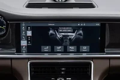 Sell Porsche Panamera Sport Turismo 2018 - 69950 EUR, 133000 km - AUTO.MOTO.pt