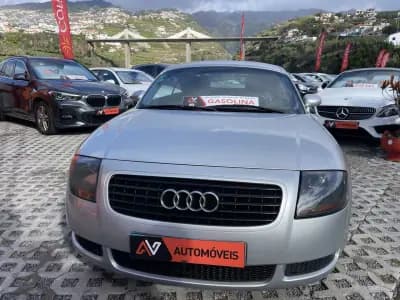 Vendo Audi TT Coupé 1999 - 9950 EUR, 106086 km - AUTO.MOTO.pt