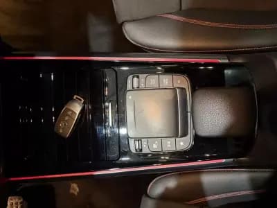 Sell Mercedes-Benz GLA 250 2021 - 35990 EUR, 104000 km - AUTO.MOTO.pt