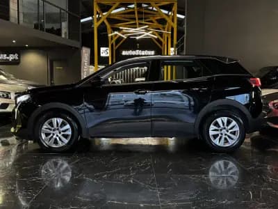 Vendo Peugeot 3008 2021 - 19990 EUR, 107500 km - AUTO.MOTO.pt