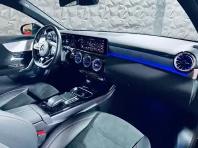 Vendo Mercedes-Benz A 250 2022 - 29250 EUR, 96401 km - AUTO.MOTO.pt