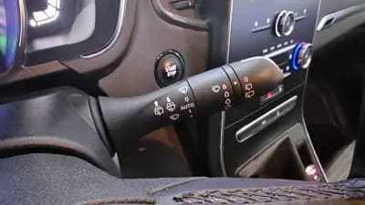 Sell Renault Grand Scénic 2020 - 15000 EUR, 172764 km - AUTO.MOTO.pt