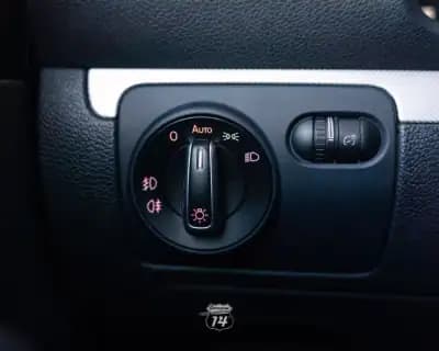 Vendo Volkswagen Scirocco 2013 - 16990 EUR, 153299 km - AUTO.MOTO.pt