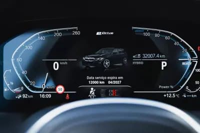 Sell BMW 330 2022 - 32000 EUR, 154900 km - AUTO.MOTO.pt