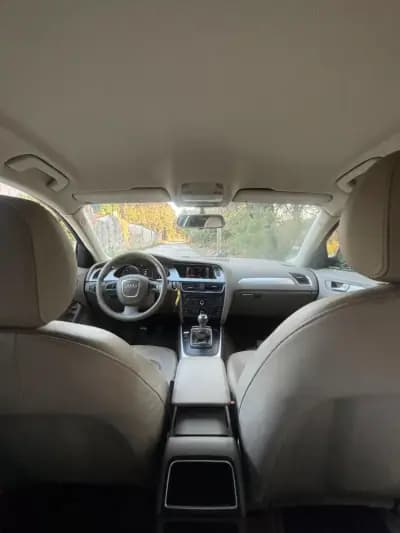 Vendo Audi A4 Avant 2009 - 9965 EUR, 230000 km - AUTO.MOTO.pt