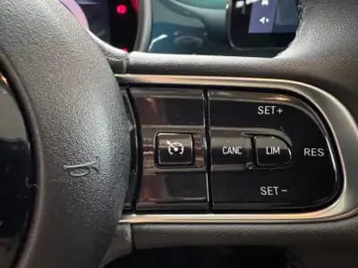 Sell Fiat 500e 2022 - 21490 EUR, 10699 km - AUTO.MOTO.pt