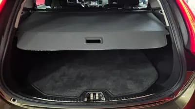 Vendo Volvo V60 Cross Country 2016 - 18180 EUR, 138731 km - AUTO.MOTO.pt