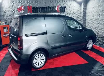 Vendo Citroën Berlingo 2015 - 6990 EUR, 257315 km - AUTO.MOTO.pt