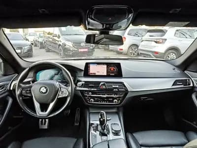 Vendo BMW 530 2019 - 24800 EUR, 184729 km - AUTO.MOTO.pt