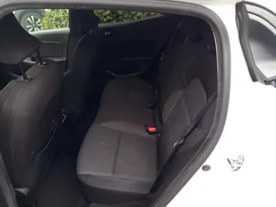 Sell Renault Clio 2021 - 15990 EUR, 96189 km - AUTO.MOTO.pt