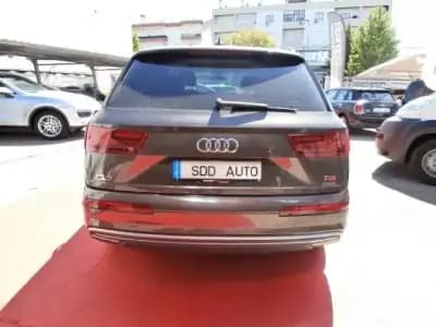 Sell Audi Q7 2016 - 45000 EUR, 155902 km - AUTO.MOTO.pt