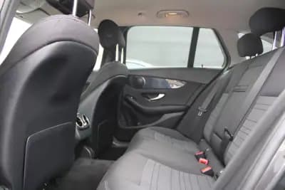 Vendo Mercedes-Benz C 200 2020 - 22990 EUR, 173000 km - AUTO.MOTO.pt