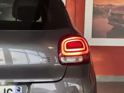 Sell Citroën C3 2022 - 17990 EUR, 57965 km - AUTO.MOTO.pt