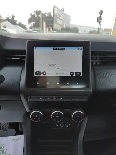 Vendo Renault Clio 2022 - 16900 EUR, 114568 km - AUTO.MOTO.pt