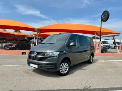 Vendo Volkswagen Transporter 2024 - 39950 EUR, 148150 km - AUTO.MOTO.pt