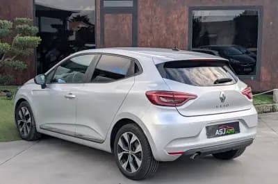 Sell Renault Clio 2023 - 13500 EUR, 152386 km - AUTO.MOTO.pt