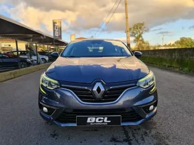 Vendo Renault Mégane 2016 - 14990 EUR, 179000 km - AUTO.MOTO.pt