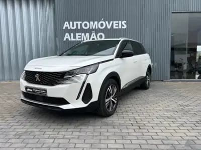 Vendo Peugeot 5008 2024 - 29750 EUR, 32015 km - AUTO.MOTO.pt