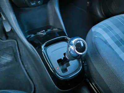 Vendo Peugeot 108 2018 - 9999 EUR, 180453 km - AUTO.MOTO.pt