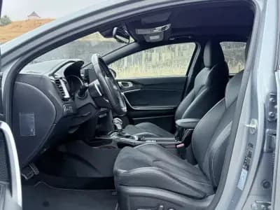 Vendo Kia ProCeed 2019 - 22490 EUR, 127000 km - AUTO.MOTO.pt