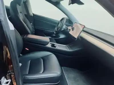 Vendo Tesla Model 3 2022 - 28500 EUR, 38350 km - AUTO.MOTO.pt