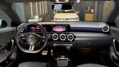 Vendo Mercedes-Benz CLA 180 2023 - 34970 EUR, 70000 km - AUTO.MOTO.pt