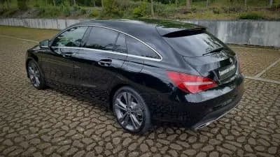 Vendo Mercedes-Benz CLA 200 2018 - 24900 EUR, 141000 km - AUTO.MOTO.pt