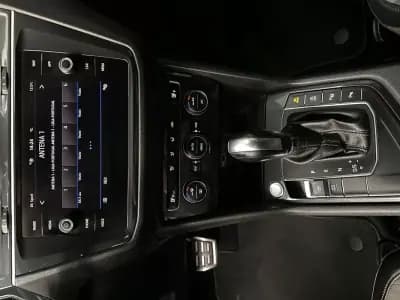 Vendo Volkswagen Tiguan 2020 - 31800 EUR, 97000 km - AUTO.MOTO.pt